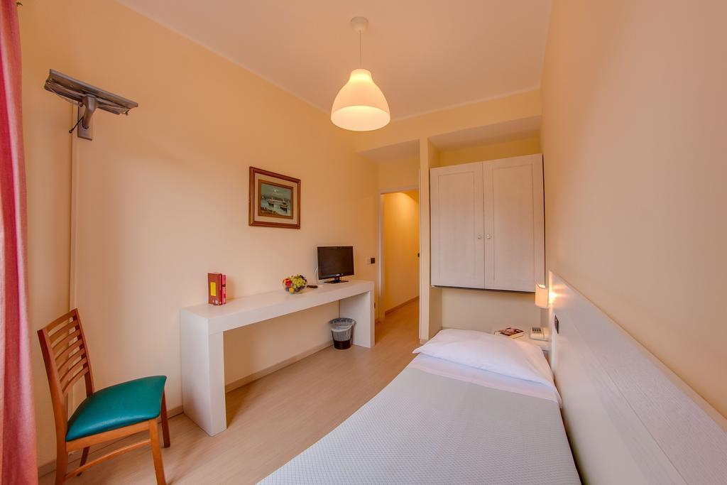 Hotel Del Golfo - Dependance プロッキオ 部屋 写真